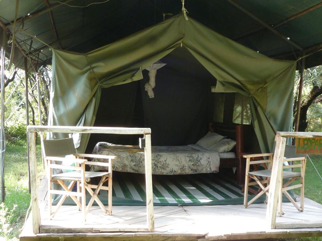 Enchoro Wildlife Camp Hotel Ololaimutiek Exterior foto