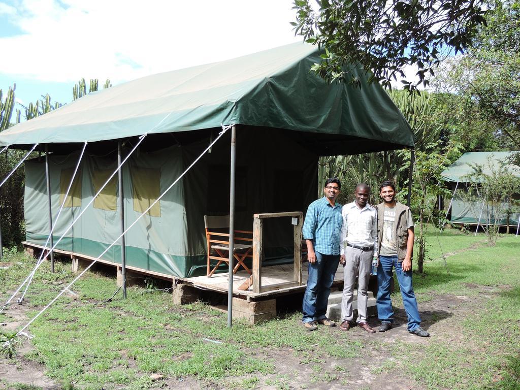 Enchoro Wildlife Camp Hotel Ololaimutiek Exterior foto