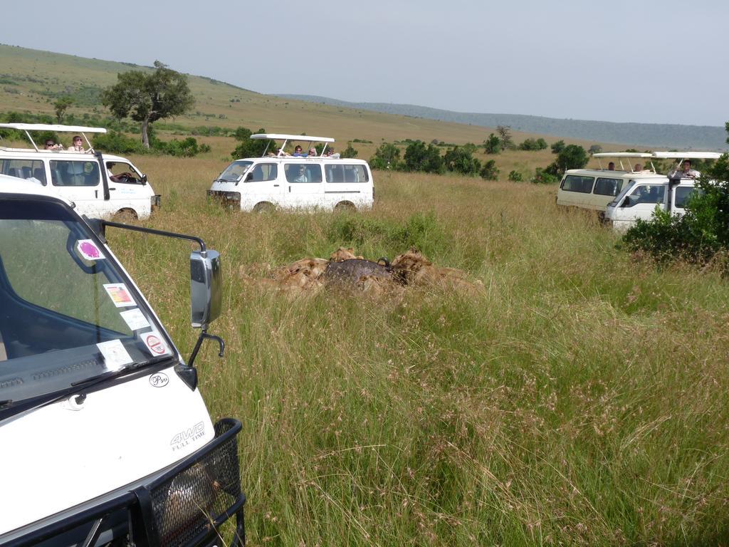 Enchoro Wildlife Camp Hotel Ololaimutiek Exterior foto