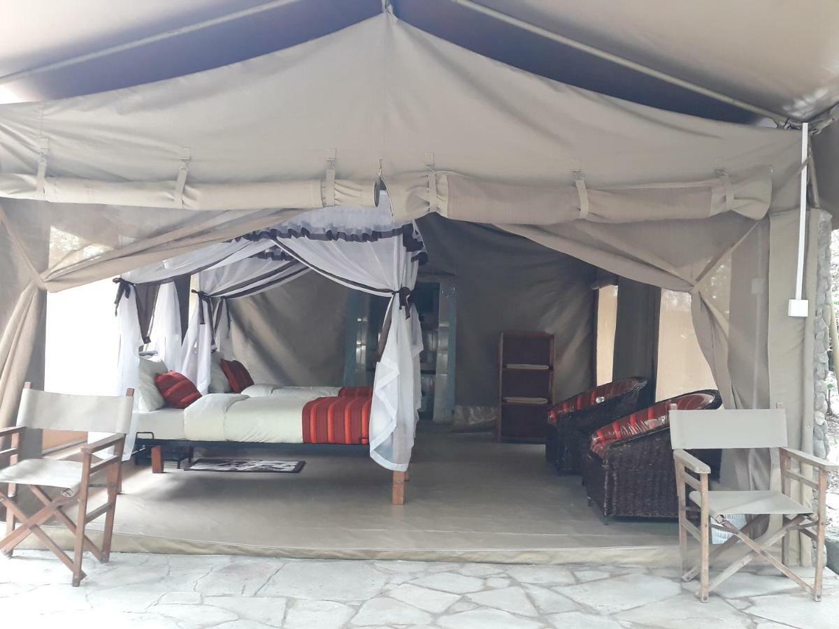 Enchoro Wildlife Camp Hotel Ololaimutiek Exterior foto